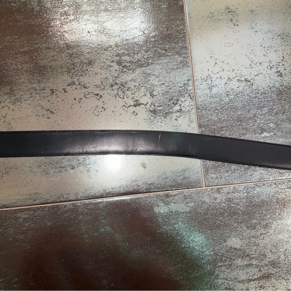 Vintage Gucci Black Leather Belt with Silver G Buckle - Picture 6 of 9